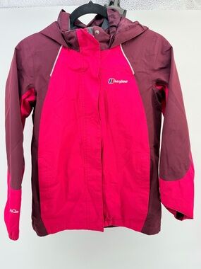 Berghaus Kids Two-Tone Pink and Burgundy Waterproof Rain Jacket